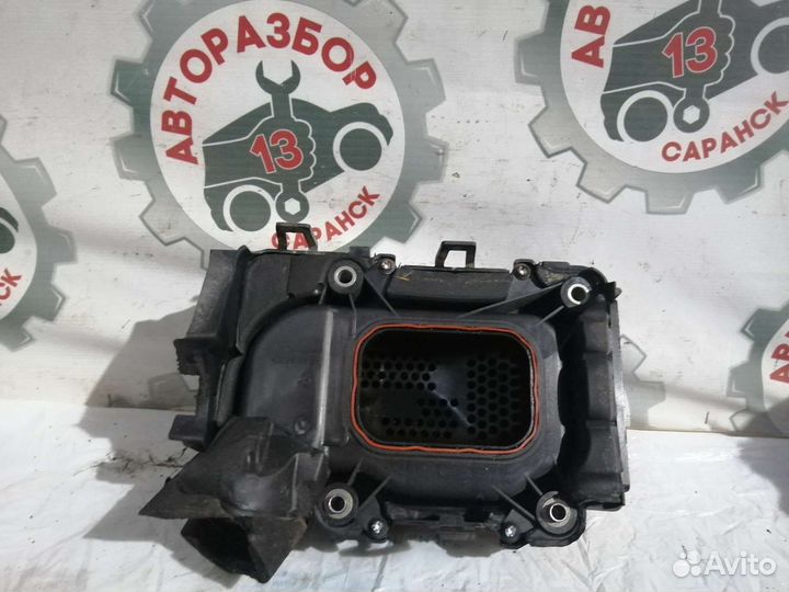 Демпфер давления компрессора VW Golf 5 1.4, BLG