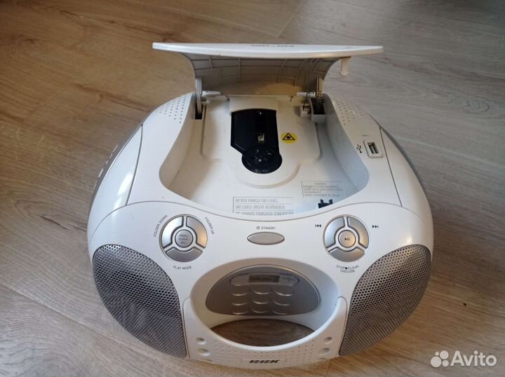 Магнитола BBK BX110U White