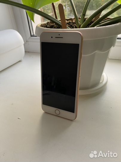 Телефон iPhone 8 plus