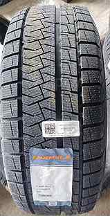 Pirelli Formula Ice FR 215/60 R16 99T