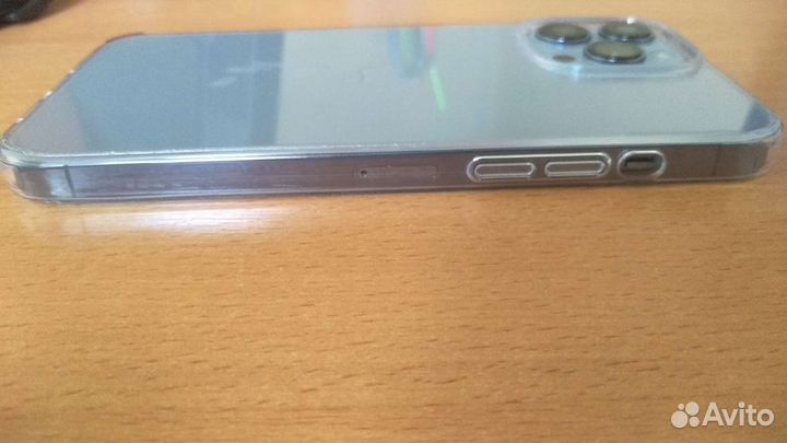 Чехол на iPhone 13 pro max