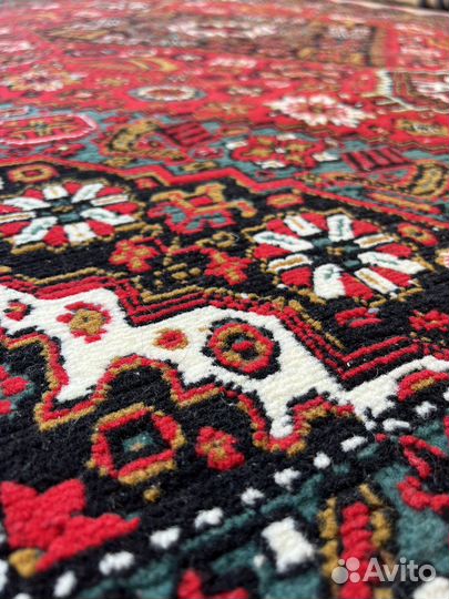 Ковер шерстяной