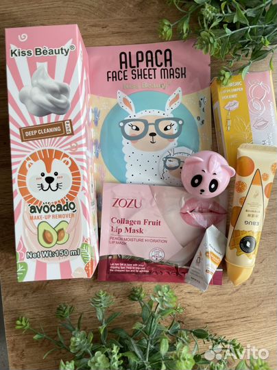 Набор косметики подарочый