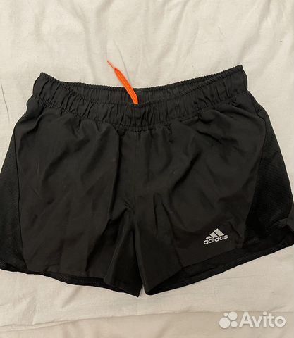 Спортивные шорты adidas