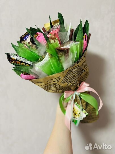 Букеты из чая и сладостей