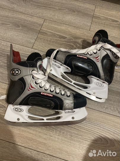 Коньки хоккейные Easton synergy 1200c размер 8,5w