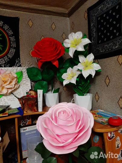 Розы из изолона