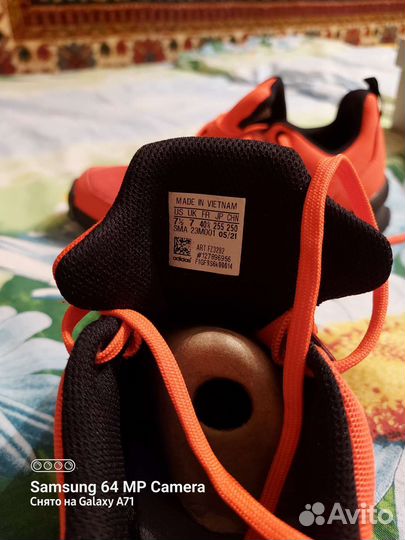 Adidas мужские кроссовки новые