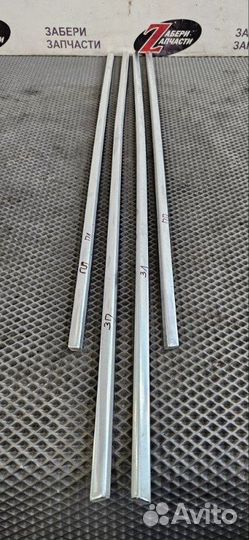 Молдинг стекла Bmw 525I E39 M54B25 2003