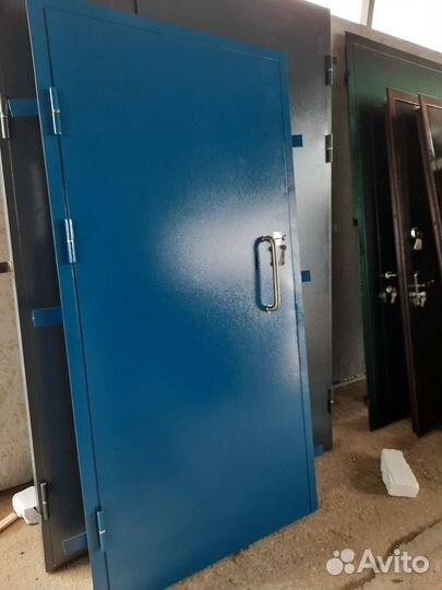 Двери в квартиру от производителя