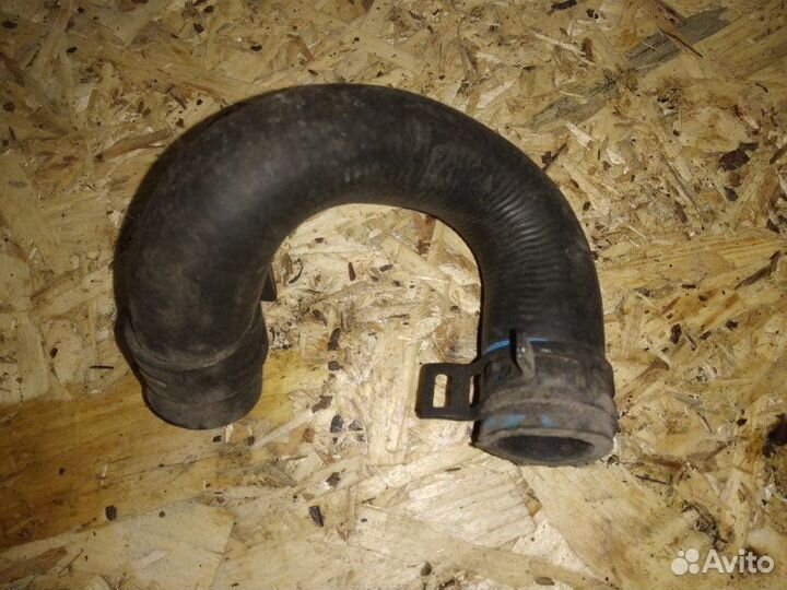 Патрубок системы охлаждения Mercedes Sprinter W906