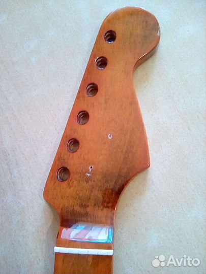 Гриф Fender стратокастер