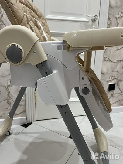 Стульчик для кормления-шезлонг Babyhit