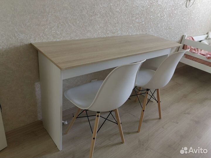 Детский письменный стол
