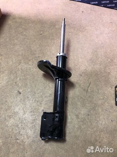 Амортизатор передний Kia новый EX546612E201