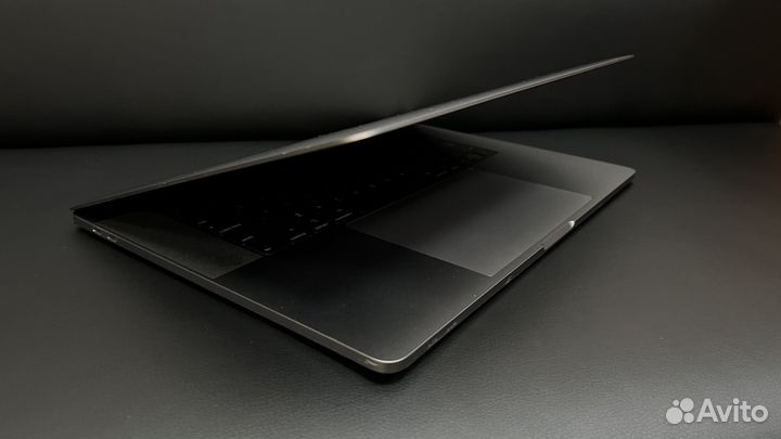 Apple MacBook Pro 15 i9 Space Gray