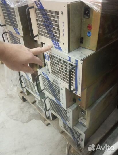 Источник бесперебойного питания, акб