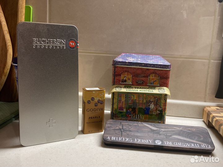 Жестяная банка из под чая