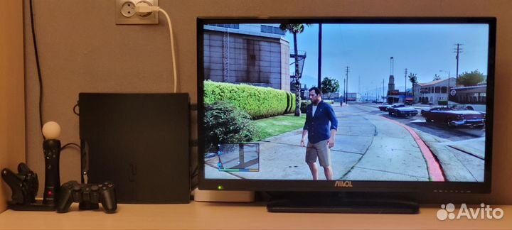 Прошитая PS3 slim 320Gb + большой комплект