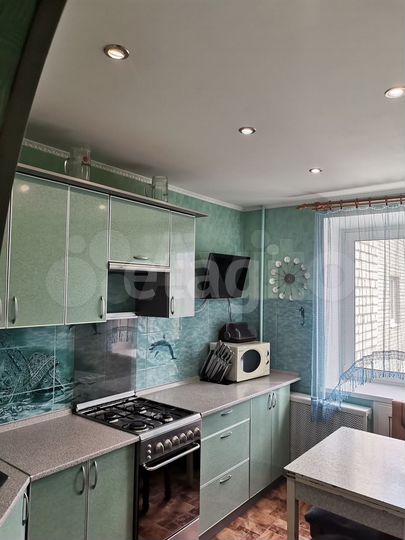 3-к. квартира, 63 м², 9/9 эт.