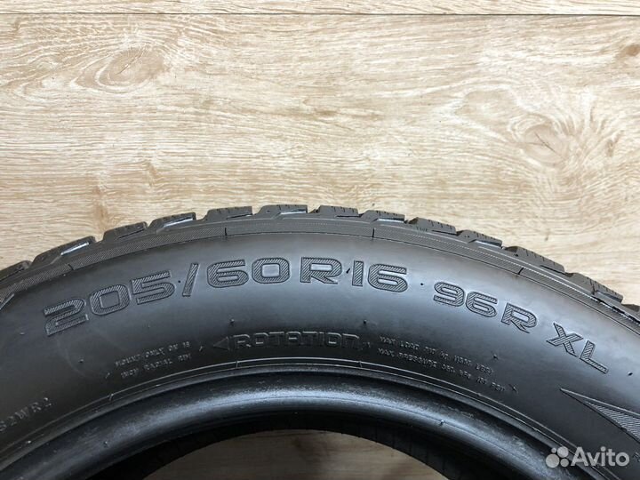 Nokian Tyres Hakkapeliitta R2 205/60 R16 96R