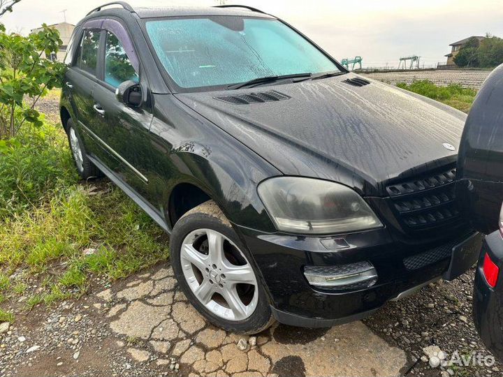 Накладка в салоне Mercedes-Benz Ml350 W164 M272