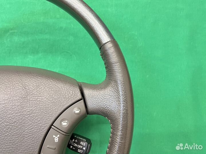 Оригинальный руль с косточкой Lexus GX470 LX470