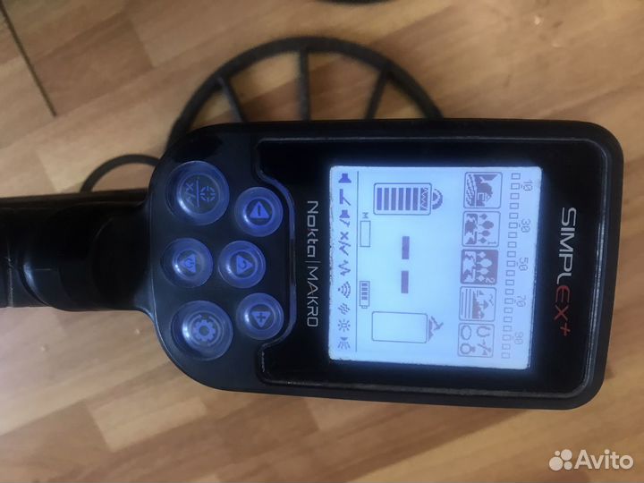 Металлоискатель бу nokta makro simplex plus