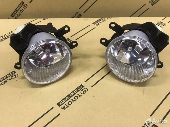 Фары противотуманные lexus toyota
