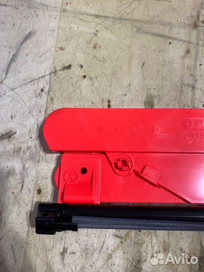 Знак аварийной остановки Mercedes-Benz Clk-Class