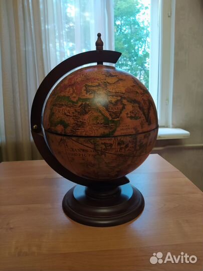 Минибар Глобус