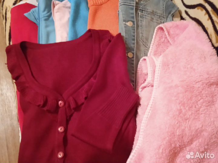 Вещи на девочку 6-9 лет, размеры разные, бронь