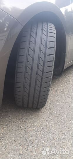 Maxtrek Maximus M1 215/45 R17