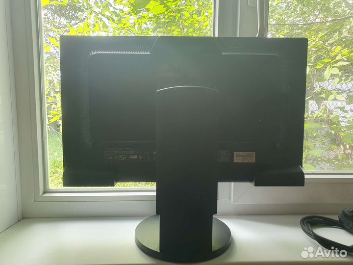 Монитор 24 дюйма, 1920x1080, ips