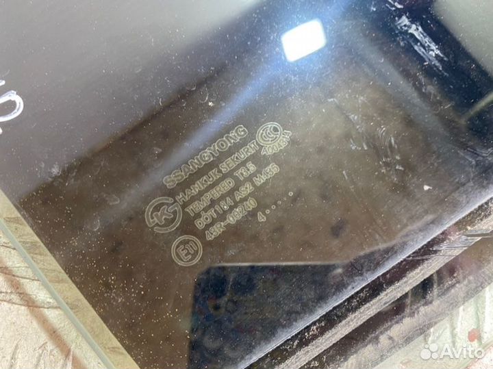 Стекло двери опускное заднее правое Ssangyong