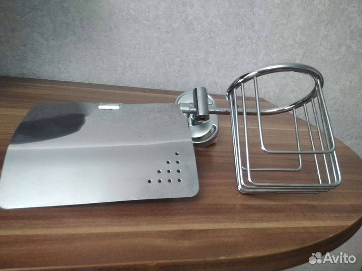 Держатель для туалетной бумаги