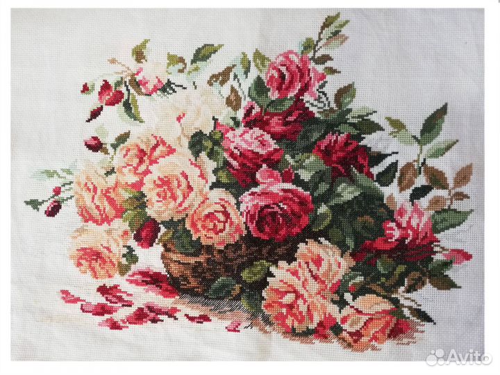Готовая вышивка крестом 