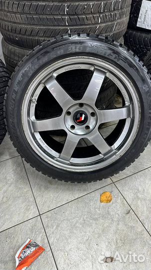 Michelin X-Ice North 4 225/45 R18 и 255/40 R18 99H