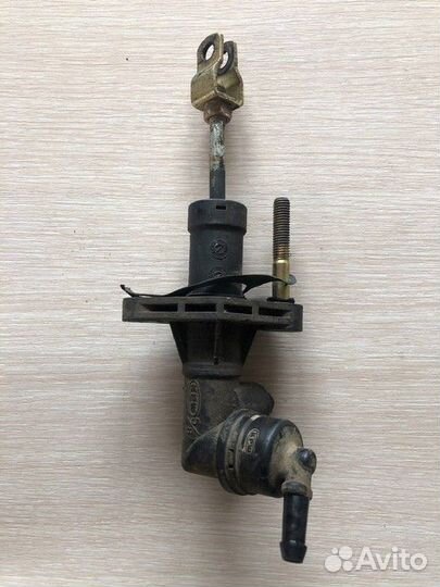 Цилиндр сцепления главный Kia Spectra