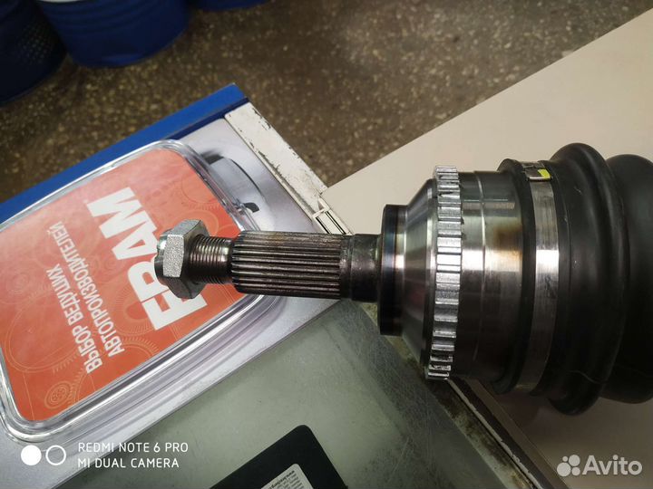 Привод передний левый Ford Escape 3.0