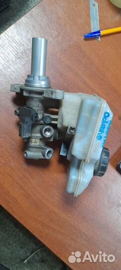 Главный тормозной цилиндр Skoda Volkswagen 1.2 1.4