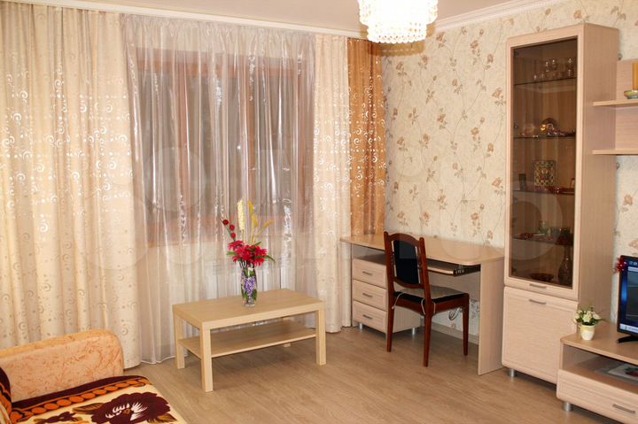 2-к. квартира, 70 м², 4/7 эт.