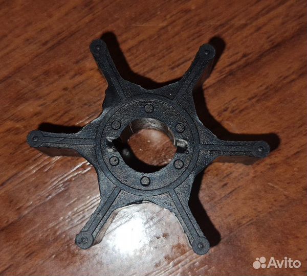 Крыльчатка помпы Suzuki DT2-8, DF4-6