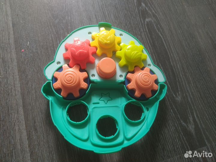 Развивающие игрушки