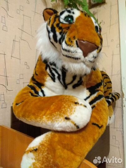 Тигр большой мягкая игрушка