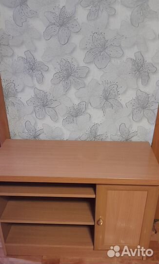 Тумба под телевизор