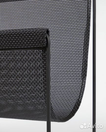 Подставка для журналов Siana из черного металла