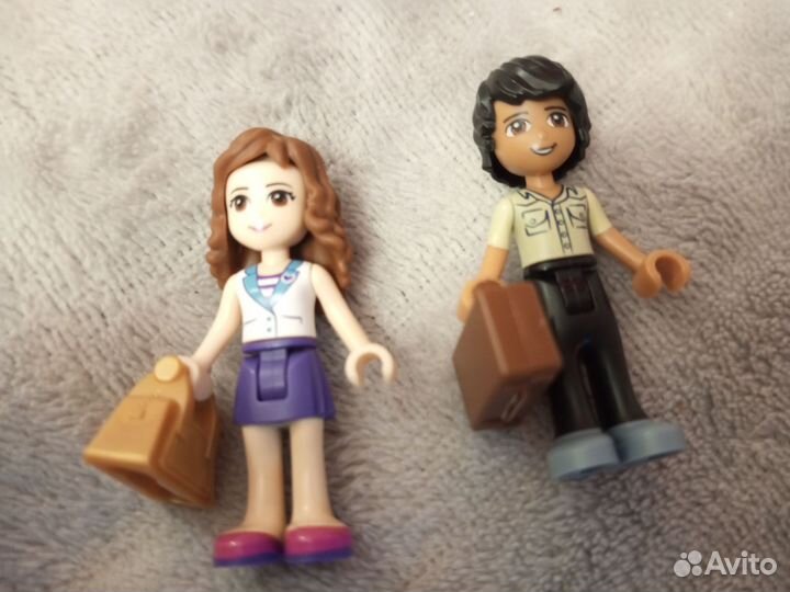 Lego friends частный самолет