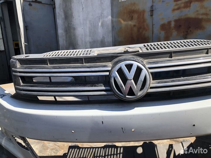 Бампер передний Volkswagen Tiguan 1