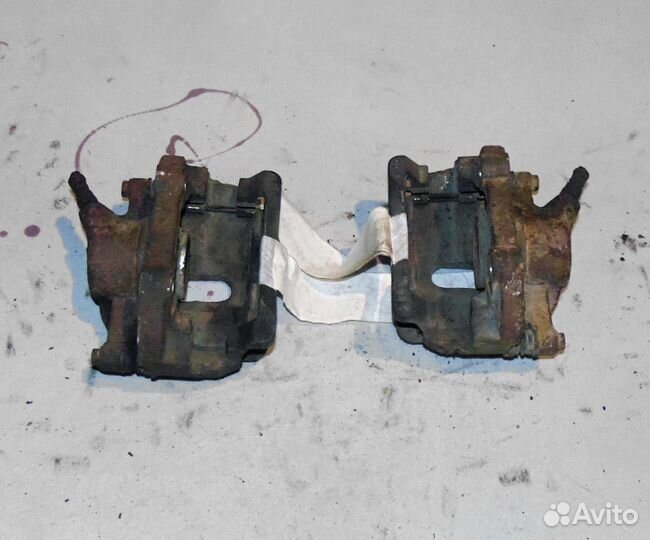 Суппорт передний Chery Bonus A13